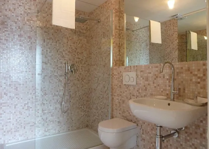 Forster's Nest * Cannero Riviera