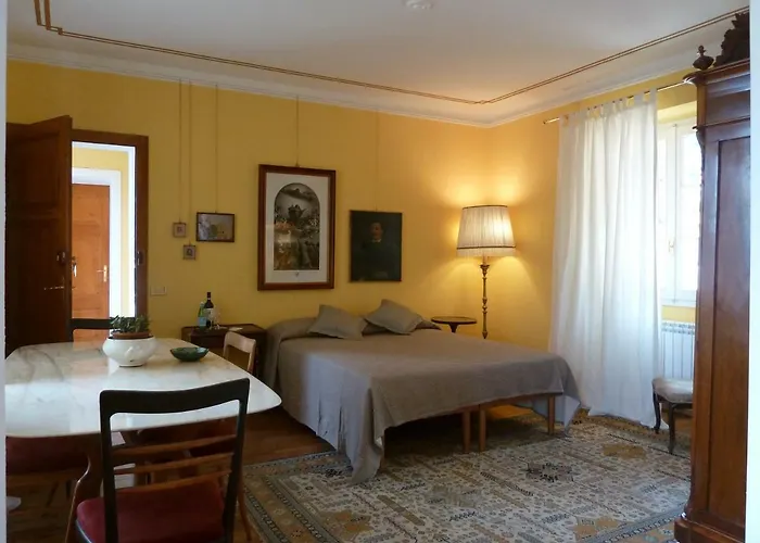 Forster's Nest Apartment